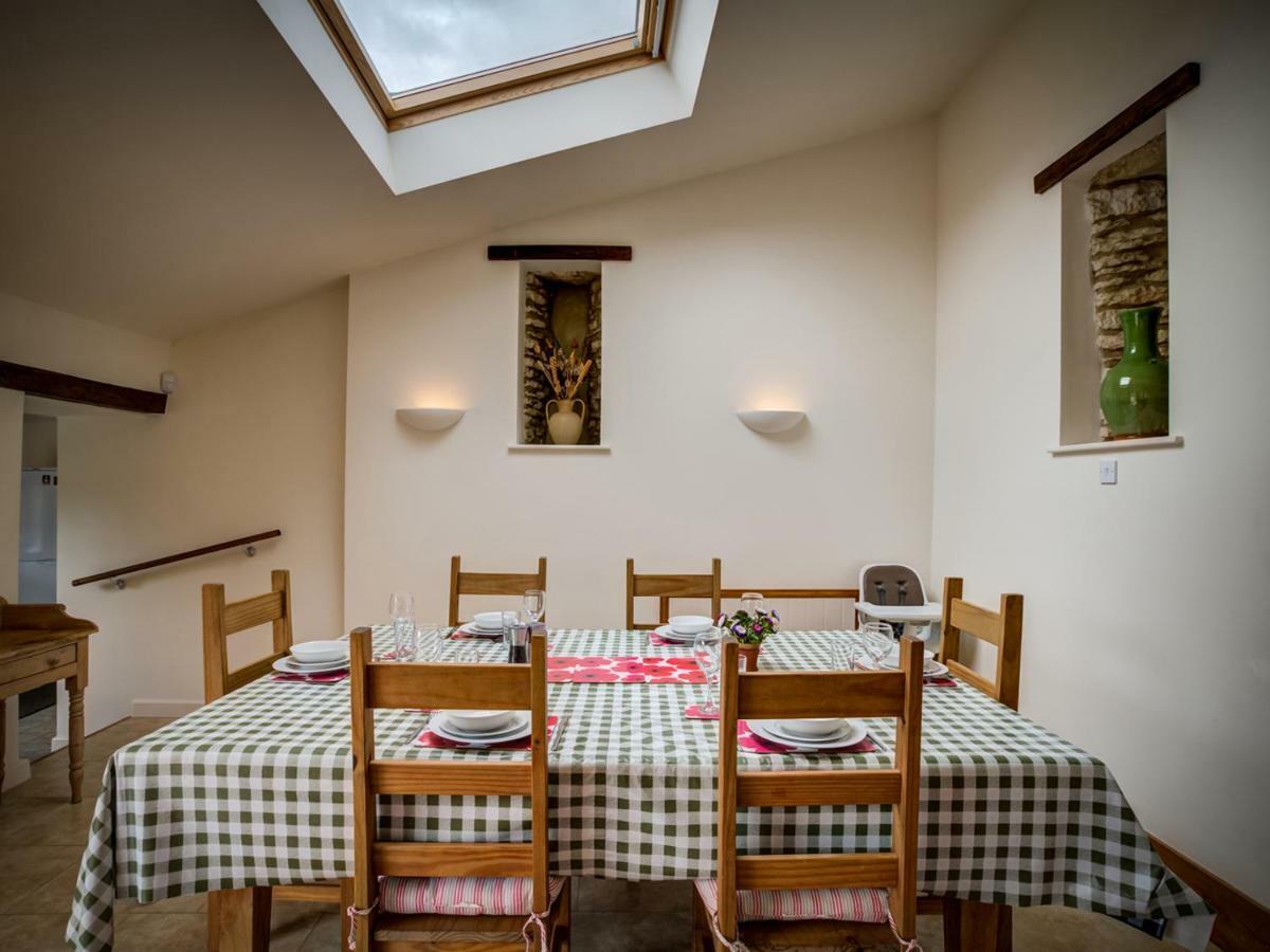 Wytons Piece Villa Cherington Dış mekan fotoğraf
